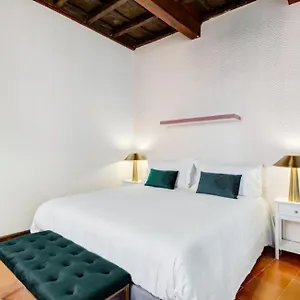  Bed & Breakfast Paradise
