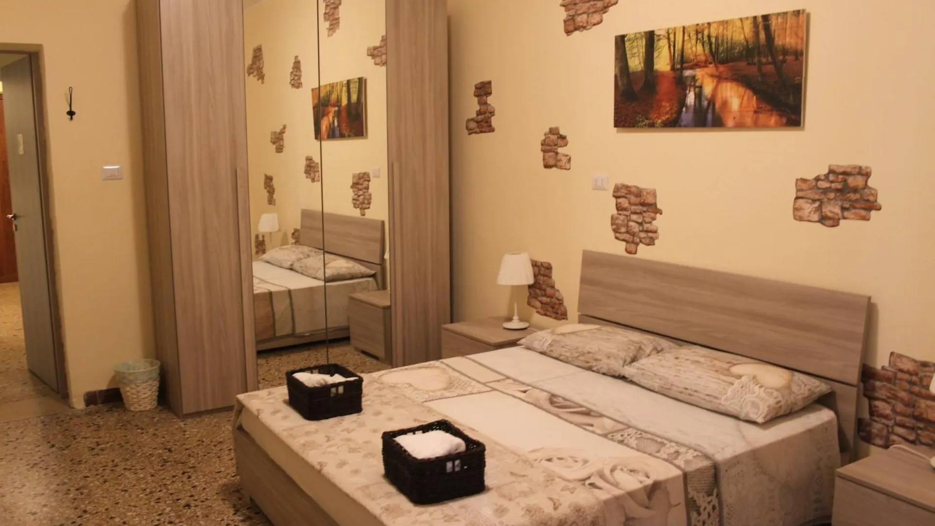Bed & Breakfast Home Carpiceci Rome Italy