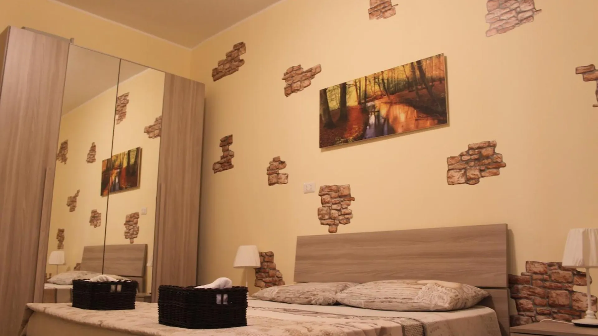 Home Carpiceci Rome 0*,  Italy